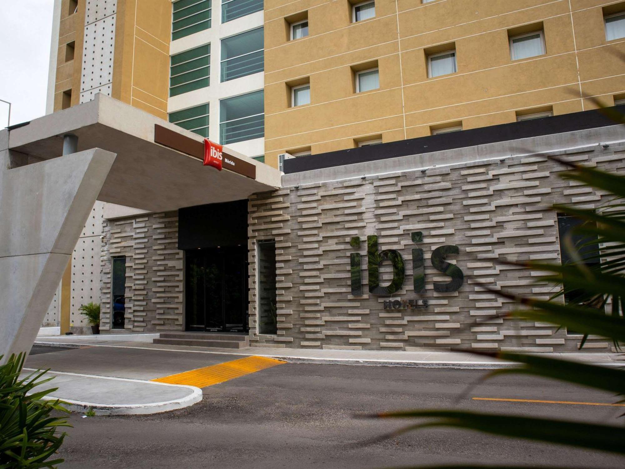 Ibis Mérida Exterior foto