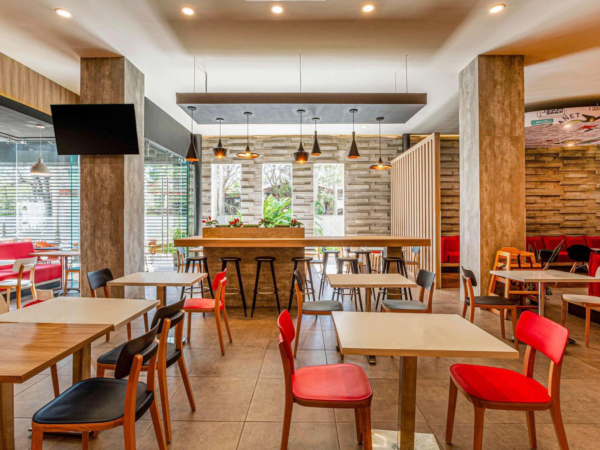 Ibis Mérida Exterior foto